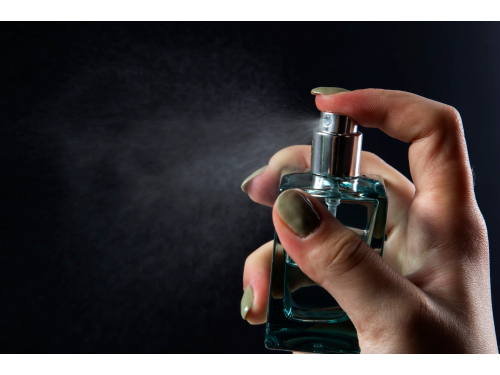 Jak stosować perfumy